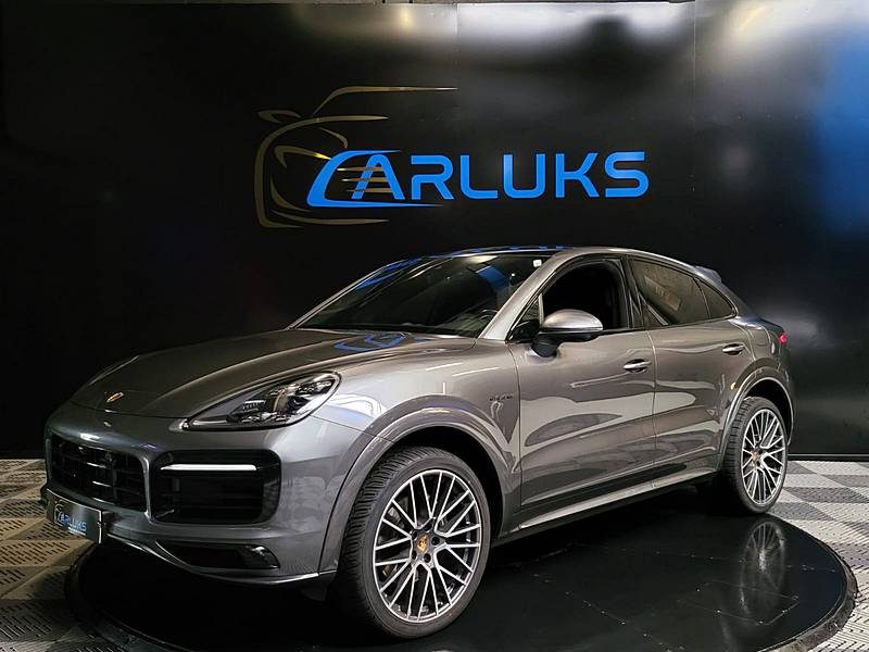 PORSCHE CAYENNE 3.0 E-HYBRID COUPE 462cv SUIVI COMPLET PORSCHE / ATTELAGE / PACK SONO BASSLINK MINI