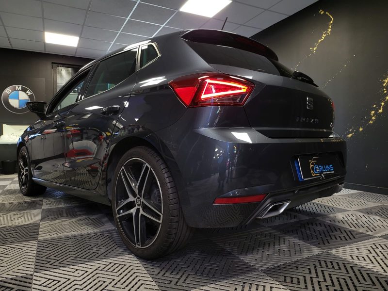 SEAT IBIZA 1.6 TDI 95cv FR / TOIT OUVRANT+VIRTUAL COCKPIT+CARPLAY+CAMÉRA DE REC