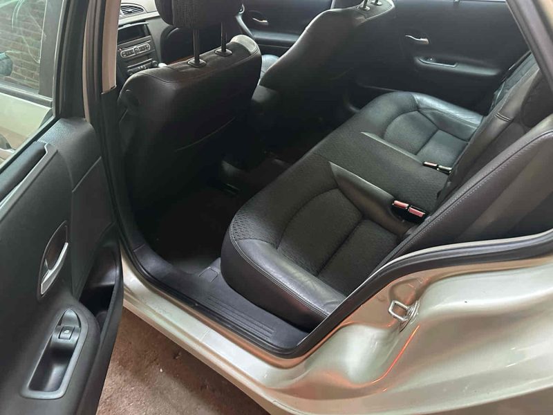 RENAULT LAGUNA II 1.9 DCi 120 CV