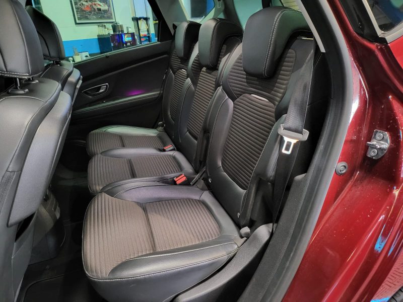 RENAULT SCENIC 1.6 dCi 130cv Energy Intens BVM6 / PARK ASSIST/CAMERA DE RECUL/RADAR-AV-AR