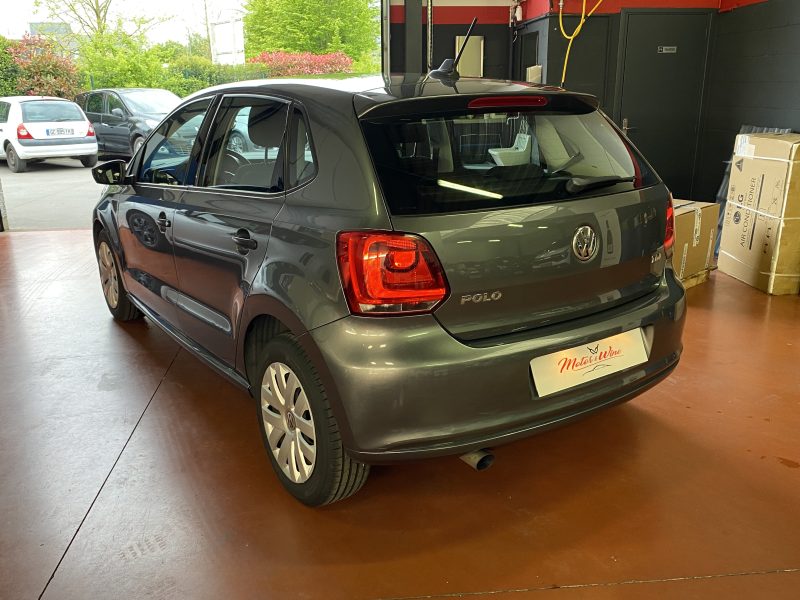 VOLKSWAGEN POLO 2014