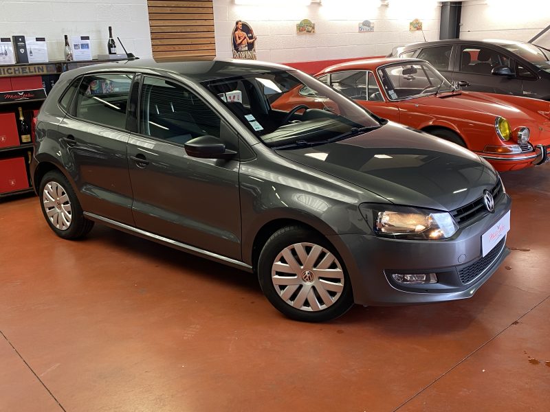 VOLKSWAGEN POLO 2014