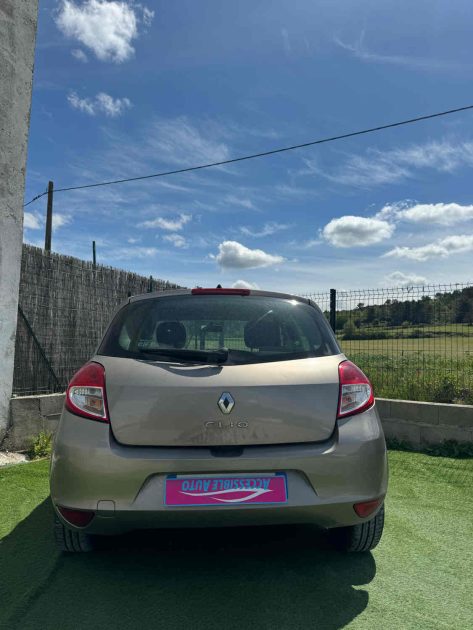 RENAULT CLIO III 2010