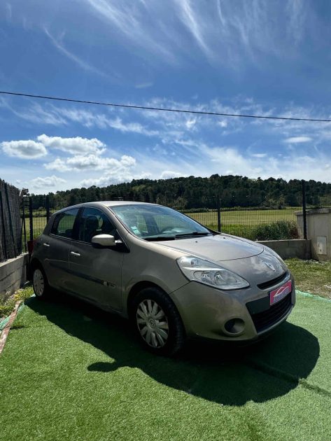 RENAULT CLIO III 2010