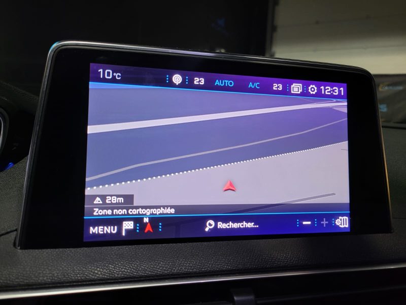 PEUGEOT 5008 2.0 BlueHDi 180cv GT EAT 7PL / APPLE CARPLAY/SIEGES CHAUFFANT-MASSANT/CAMERA DE RECUL