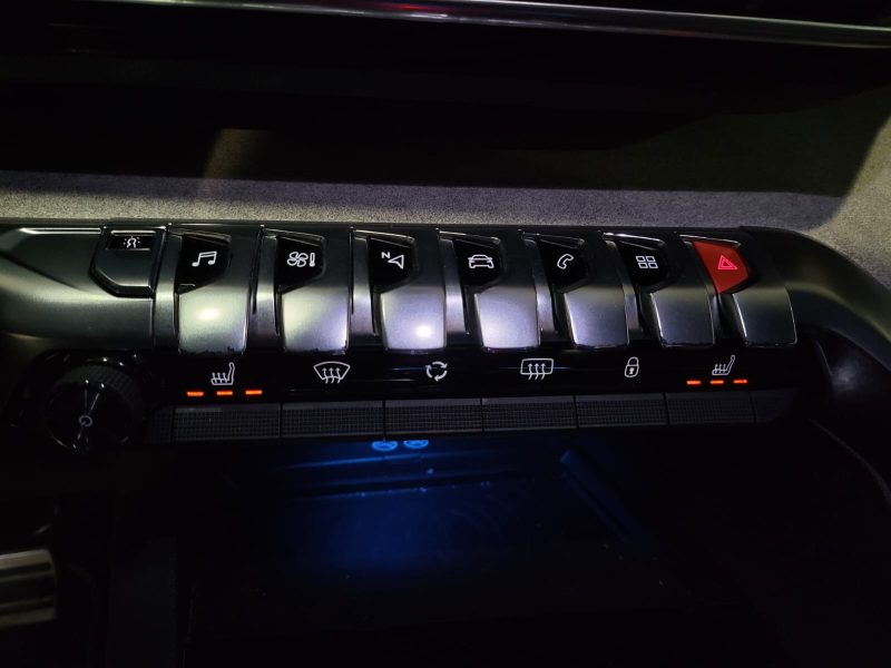 PEUGEOT 5008 2.0 BlueHDi 180cv GT EAT 7PL / APPLE CARPLAY/SIEGES CHAUFFANT-MASSANT/CAMERA DE RECUL