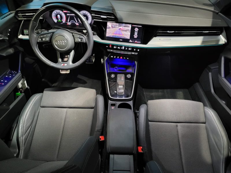 AUDI A3 SPORTBACK 35 TFSI 150cv S-Line S-Tronic / APPLE CARPLAY/CAMERA DE RECUL/AUDI DRIVE SELECT