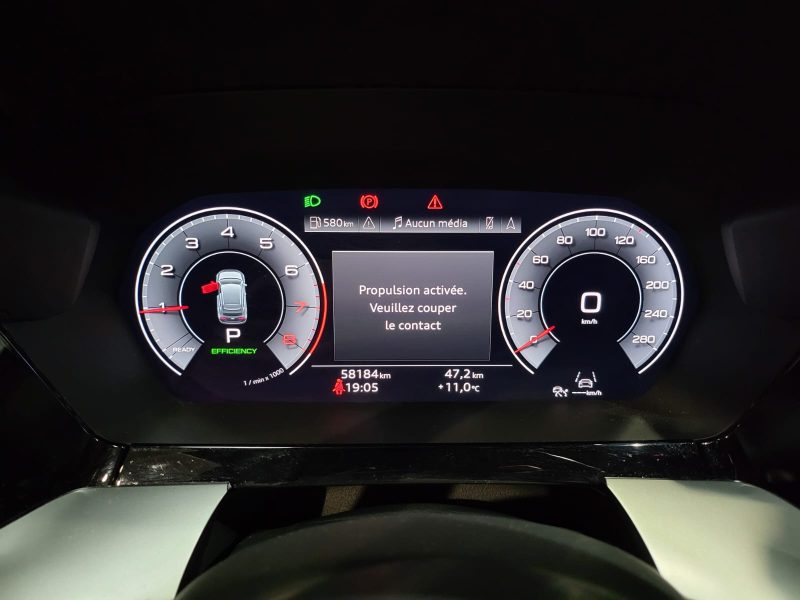 AUDI A3 SPORTBACK 35 TFSI 150cv S-Line S-Tronic / APPLE CARPLAY/CAMERA DE RECUL/AUDI DRIVE SELECT