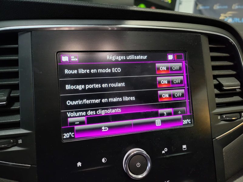 RENAULT MEGANE IV 1.7 BluedCi 150cv Intens Boîte Auto EDC