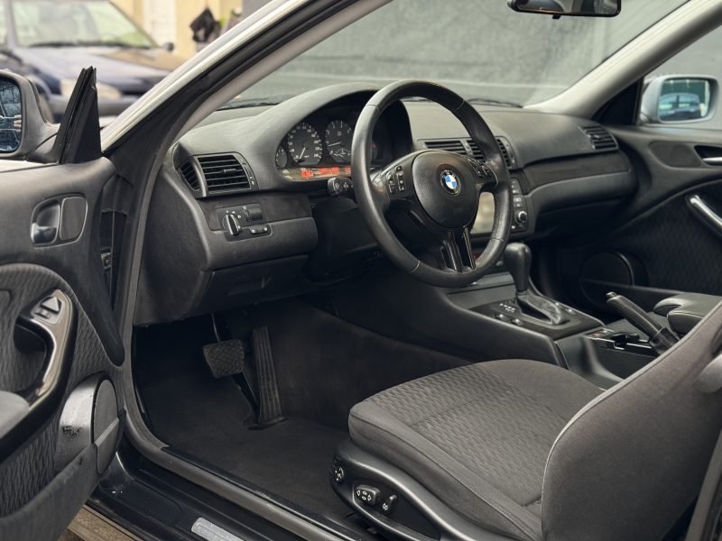 BMW E46 320 CI BOITE AUTOMATIQUE PAYEZ EN 4X