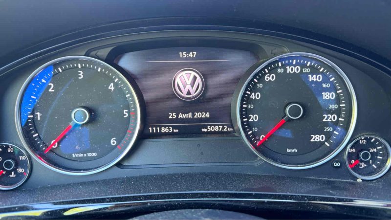 VOLKSWAGEN TOUAREG 3.0 v6 tdi r-line toit pano reprise possible