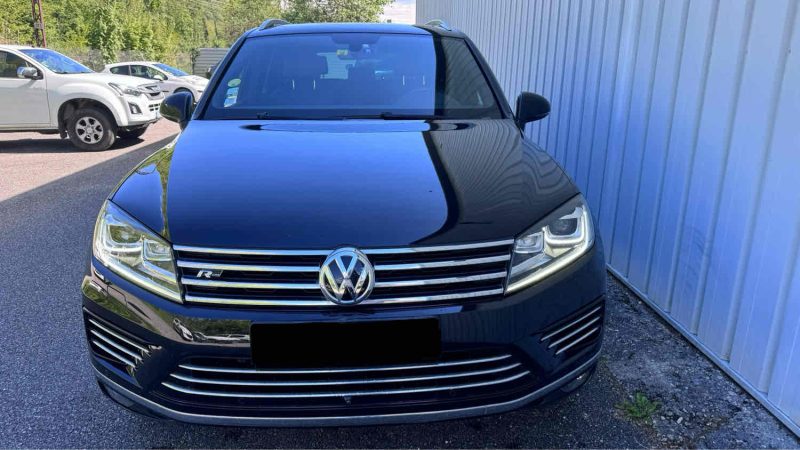 VOLKSWAGEN TOUAREG 3.0 v6 tdi r-line toit pano reprise possible