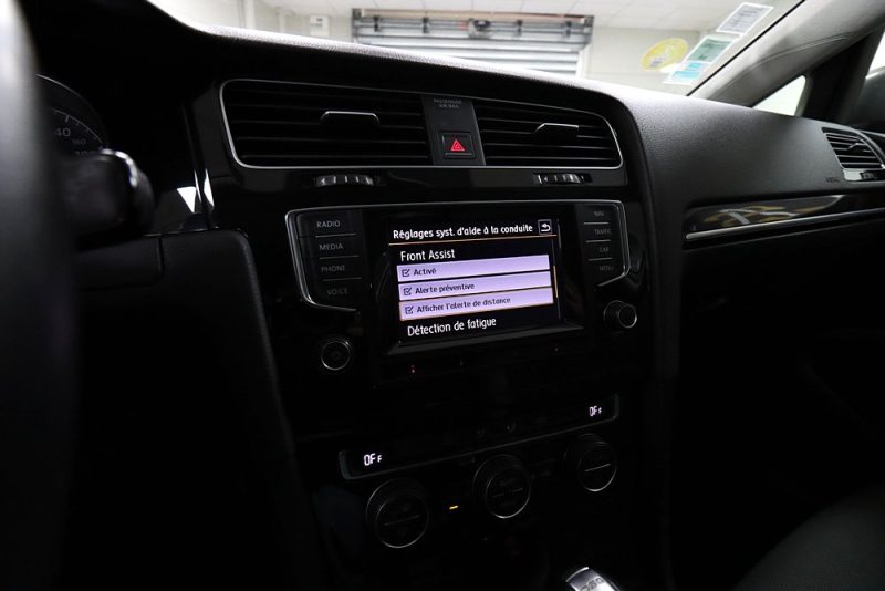 VOLKSWAGEN GOLF VII 2014