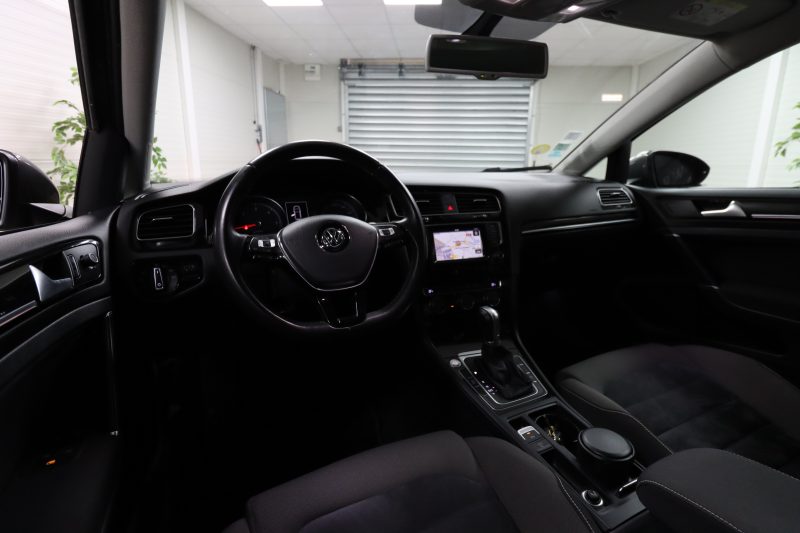 VOLKSWAGEN GOLF VII 2014