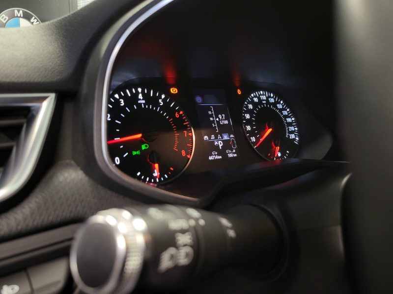 RENAULT CLIO V 1.0 TCe 90cv BUSINESS /CARPLAY+AIDE AU PARKING+FULL LED/