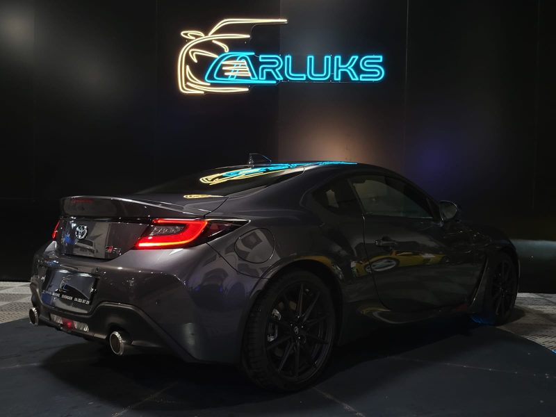 TOYOTA GR86 2.4i 234cv Boîte Auto / APPLE CARPLAY/ANDROID AUTO/CAMERA DE RECUL/SIEGES CHAUFFANT