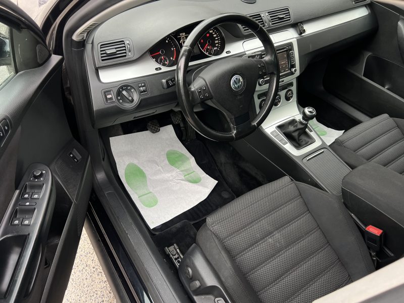 VOLKSWAGEN PASSAT B6 VI CONFORTLINE 2.0 TDI 110 Cv PREMIERE MAIN / 65 500 Kms - GARANTIE 1 AN
