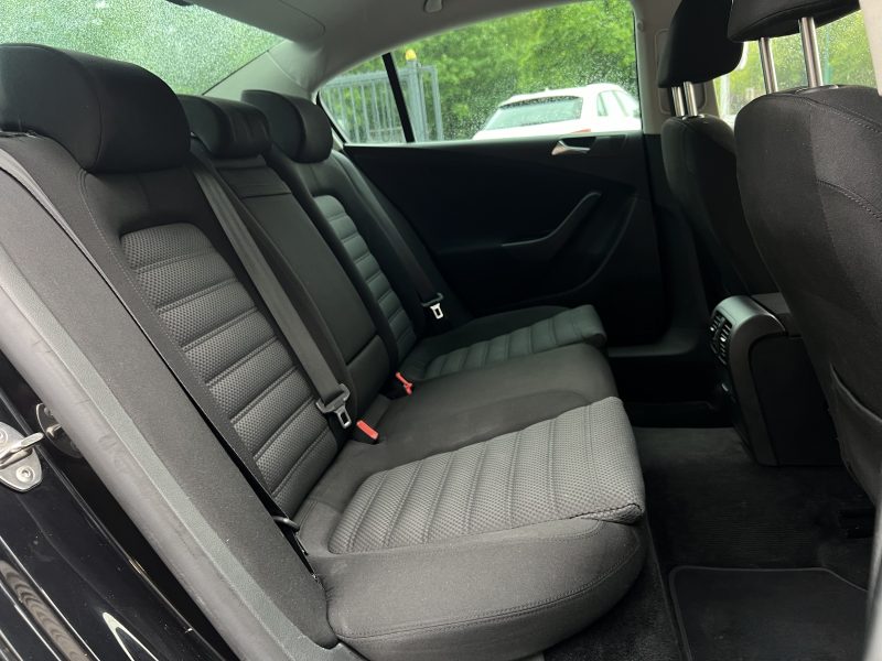 VOLKSWAGEN PASSAT B6 VI CONFORTLINE 2.0 TDI 110 Cv PREMIERE MAIN / 65 500 Kms - GARANTIE 1 AN