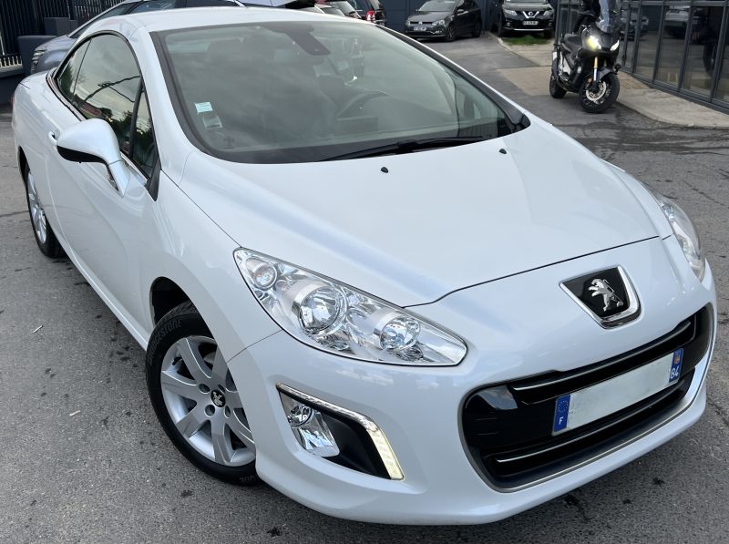 PEUGEOT 308 CC PHASE 2 FELINE 1.6 VTI 120 57 400 Kms GPS CUIR BLUETOOTH CRIT AIR 1 - GARANTIE 1 AN