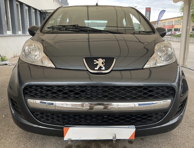 PEUGEOT 107 1.0 68 Cv PREMIERE MAIN / 29 900 Kms 5 PORTES CLIMATISATION BLUETOOTH - GARANTIE 1 AN