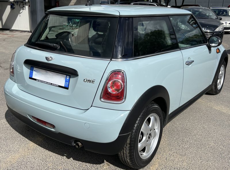 MINI MINI II PHASE 2 ONE 1.4 75 Cv CLIMATISATION BLUETOOTH CRIT AIR 1 - Garantie 1 an
