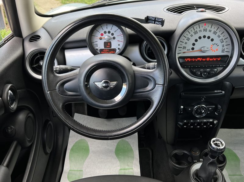 MINI MINI II PHASE 2 ONE 1.4 75 Cv CLIMATISATION BLUETOOTH CRIT AIR 1 - Garantie 1 an