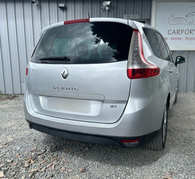 RENAULT SCENIC III 2011