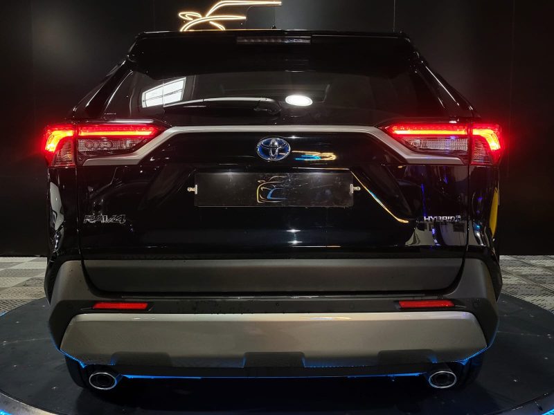 TOYOTA RAV4 Hybrid 2.5 VVT-i 218cv Lounge BVA / SIEGES CHAUFFANT-VENTILES/CAMERA/CHARGEUR A INDUCTIO
