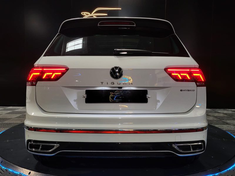 VOLKSWAGEN TIGUAN R-Line e-Hybrid 245 cv DSG 1ère Main