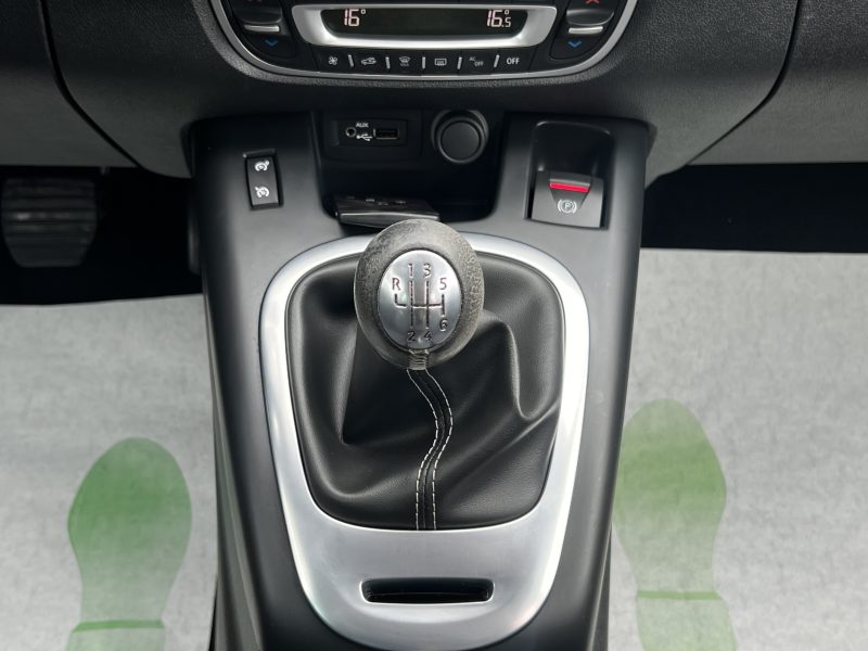 RENAULT SCENIC 3 III BOSE 1.5 DCI 110 Cv 1ERE MAIN / 36 800 Kms GPS BLUETOOTH - GARANTIE 1 AN