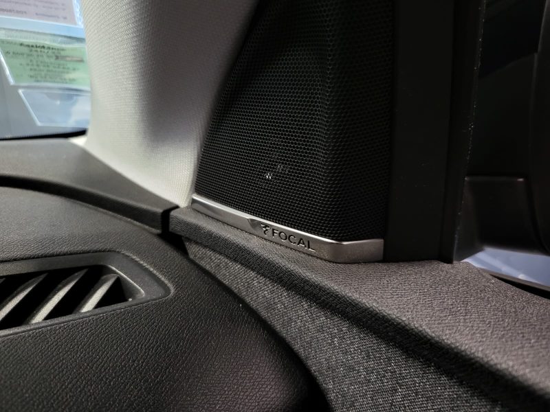 PEUGEOT 1.2 PURETECH 130cv ALLURE / FEUX LED / CARPLAY / ANDROID AUTO/ CAMERA 360 / PREMIÈRE MISE EN