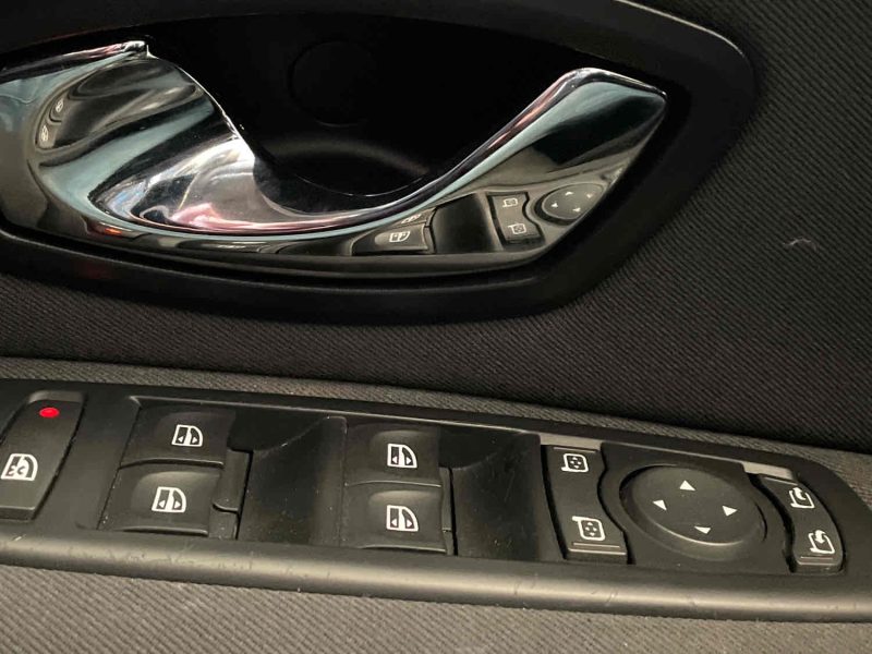 RENAULT MEGANE III Berline 1.5 dCi 1461cm3 110cv