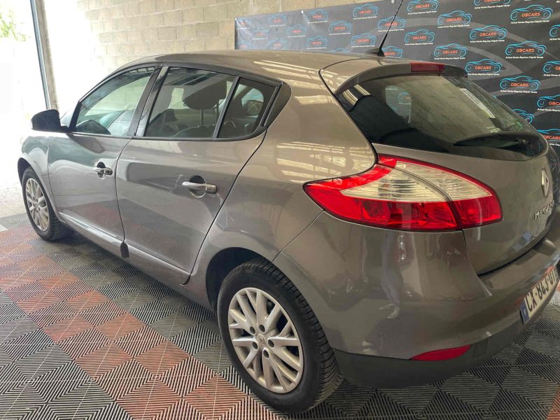 RENAULT MEGANE III Berline 1.5 dCi 1461cm3 110cv