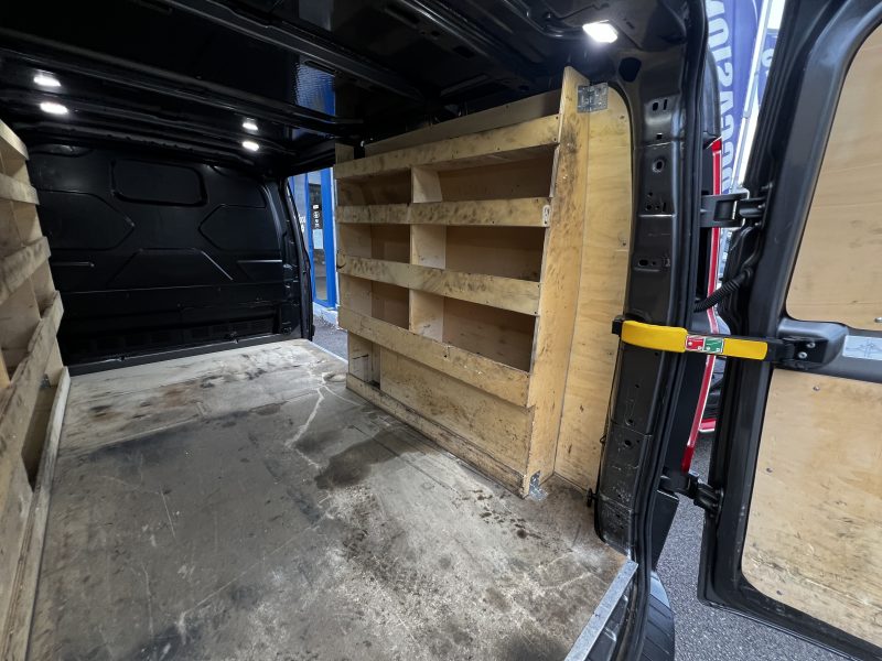 FORD TRANSIT CUSTOM sport 185 cv V362L2H1 Fourgon 2020