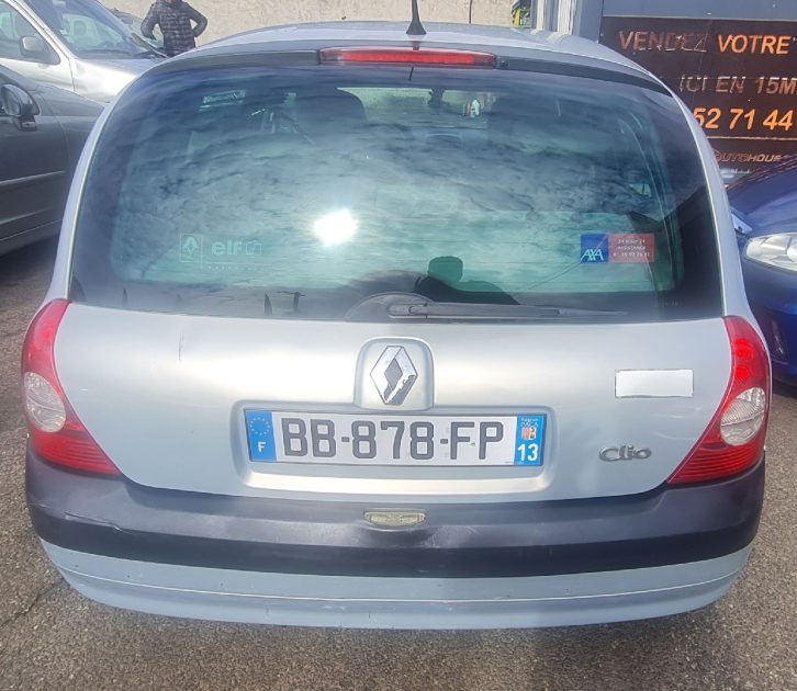 RENAULT CLIO 2003