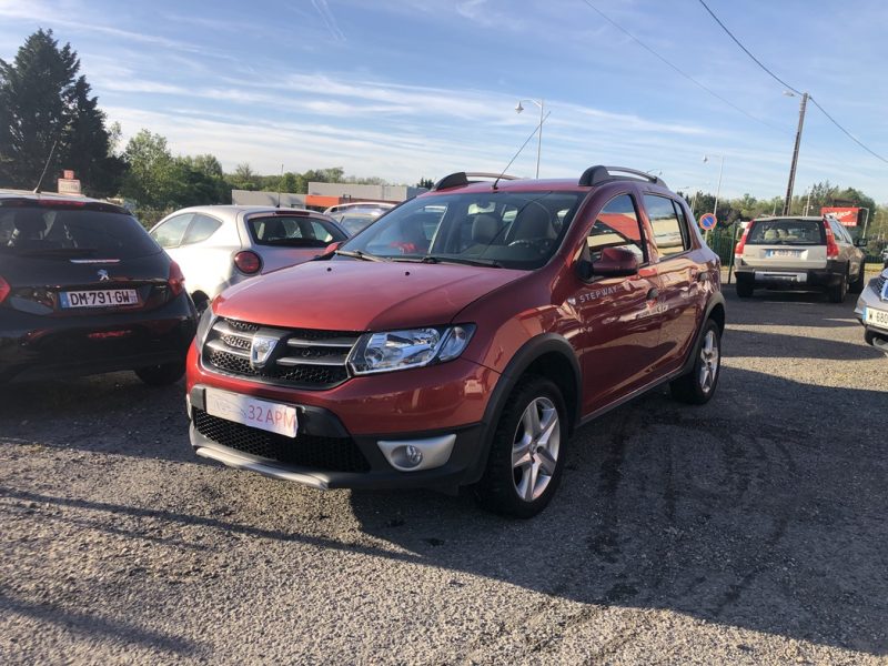 DACIA SANDERO 2014