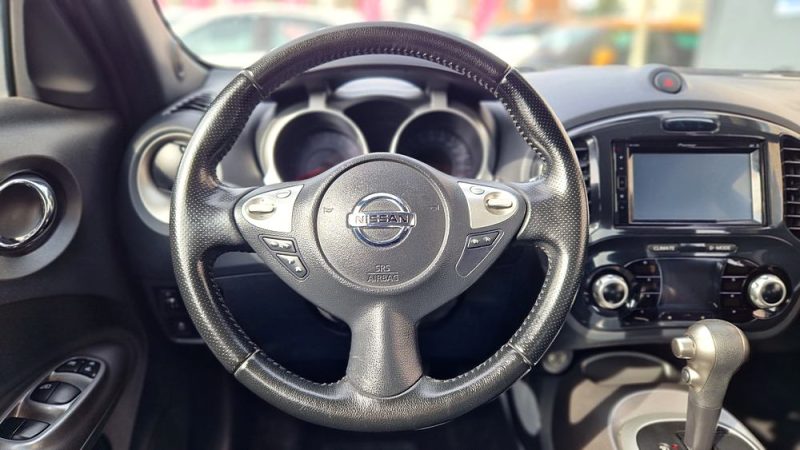 NISSAN JUKE 2012