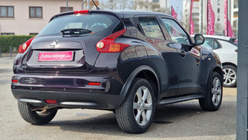 NISSAN JUKE 2012