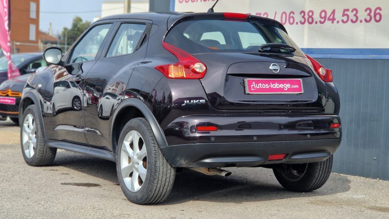 NISSAN JUKE 2012