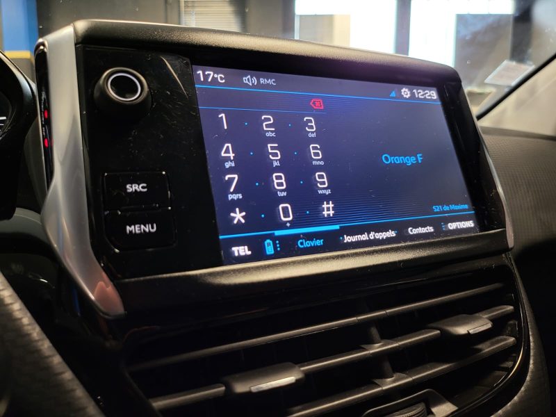 PEUGEOT 208 1.2 VTI BVM5 82CH STYLE / RADAR DE RECUL / ECRAN TACTILE / SUIVI ENTRETIEN COMPLET