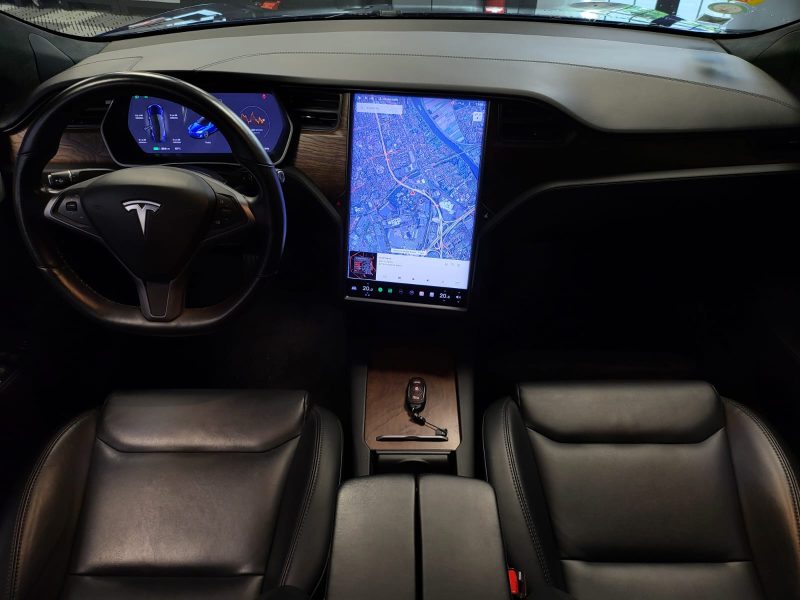 TESLA MODEL S LONG RANG DUAL MOTORS 562cv / PREMIERE MAIN / AUTOPILOT / VOLANT CHAUFFANT