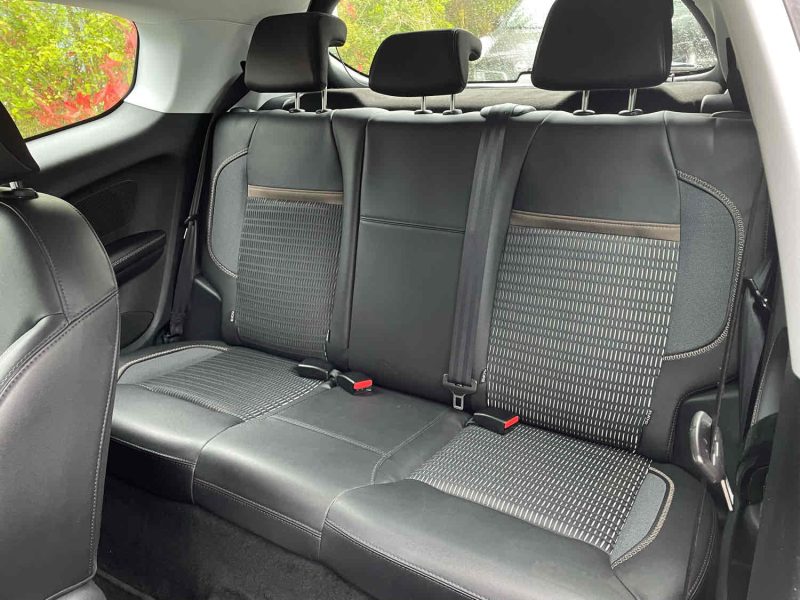 PEUGEOT 208 I 1.2 VTI 821CV