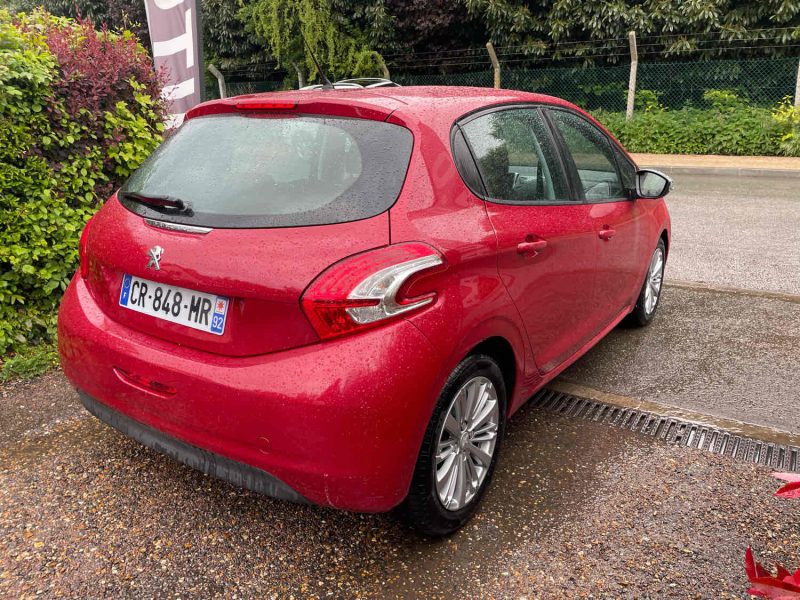 PEUGEOT 208 I 1.4HDI 68CV