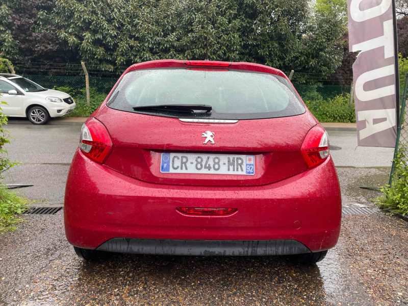 PEUGEOT 208 I 1.4HDI 68CV