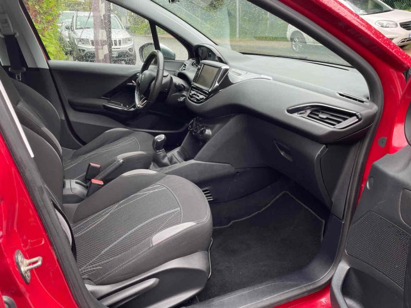PEUGEOT 208 I 1.4HDI 68CV
