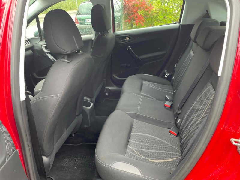 PEUGEOT 208 I 1.4HDI 68CV