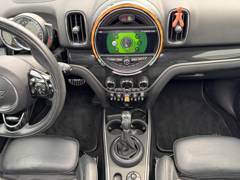 MINI MINI COUNTRYMAN 2019