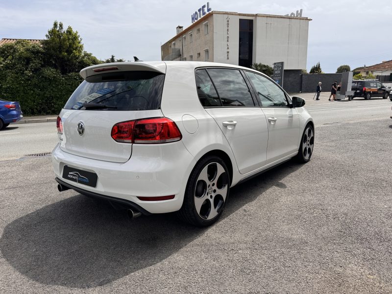 VOLKSWAGEN GOLF VI 