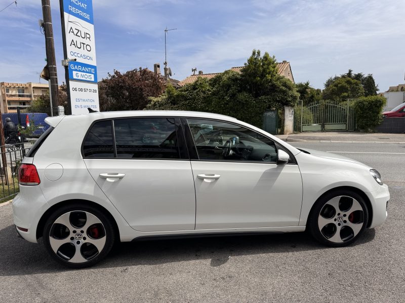 VOLKSWAGEN GOLF VI 