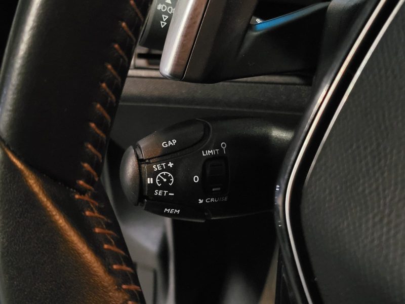 PEUGEOT 3008 II 1.5 BlueHDi 130cv Active Business EAT / APPLE CARPLAY/ANDROID AUTO/RADAR-AV-AR